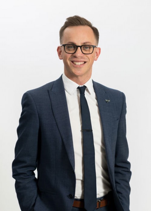 Dundas Staff Profiles Barnaby2