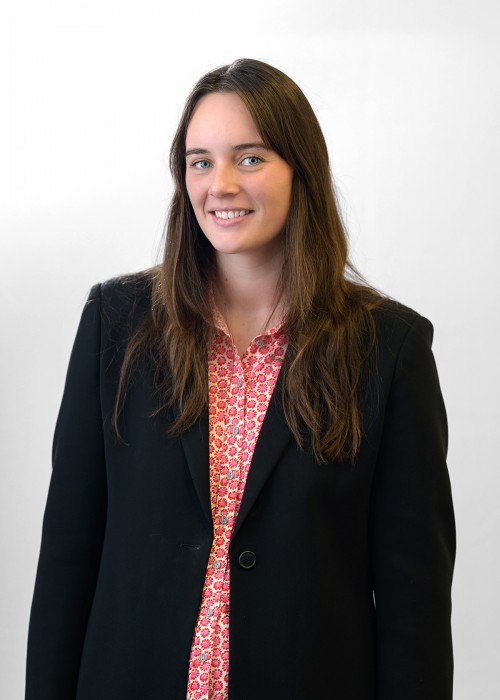 Dundas Staff Profiles HighRes Charlotte 1