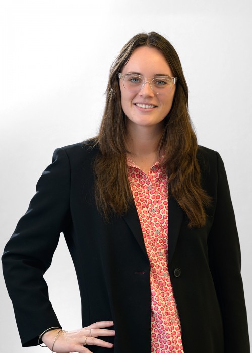Dundas Staff Profiles HighRes Charlotte 2