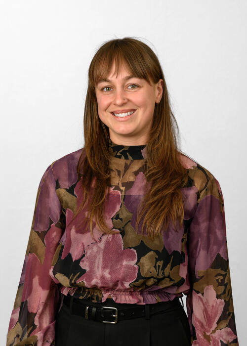 Dundas Staff Profiles HighRes Zara 1